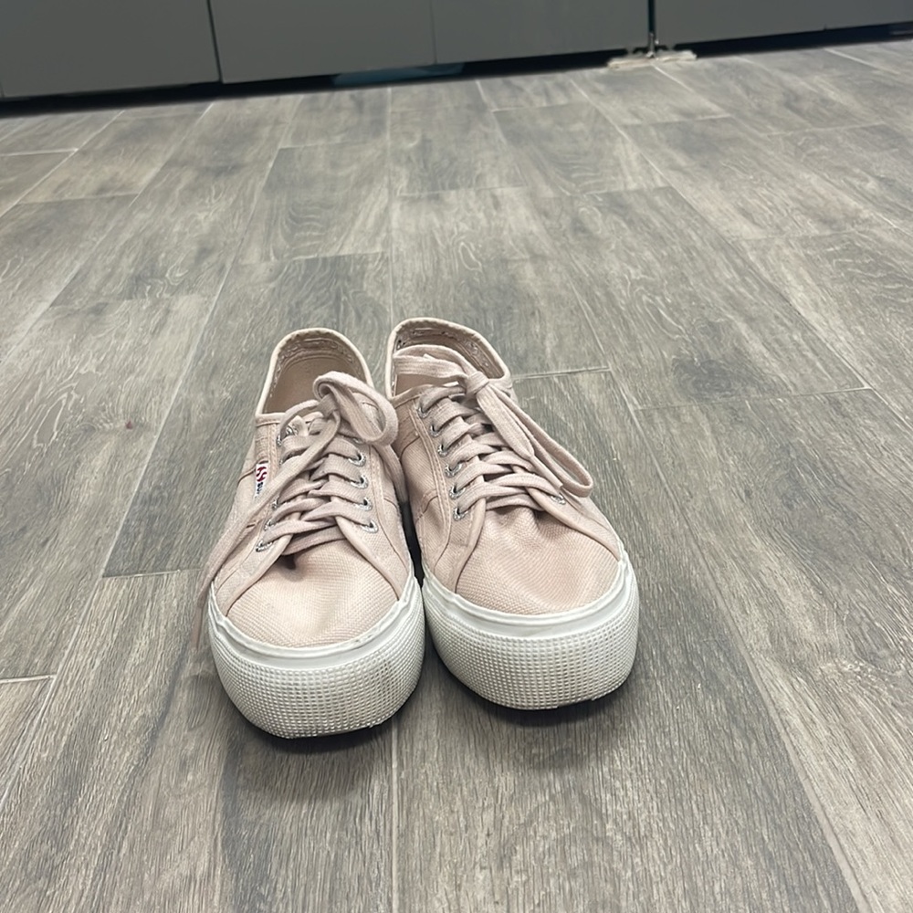 Superga shoes! - Picture 4 of 4